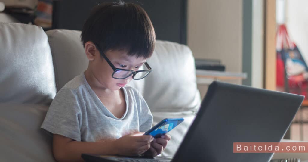 تأثير الأجهزة الإلكترونية على الأطفال