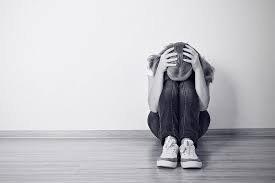 ما هي اعراض الاكتئاب النفسي عند المراهقين ؟